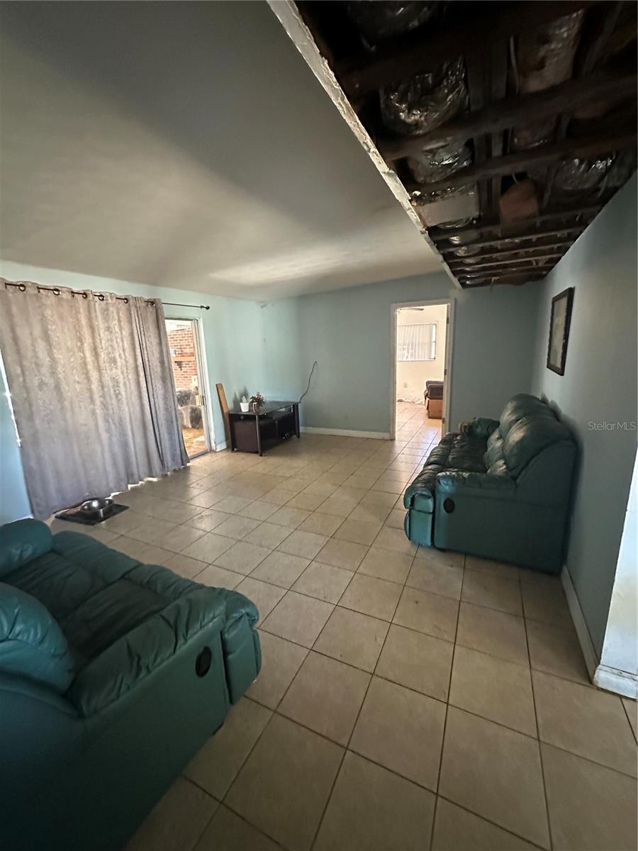 2517 PALM AVE, MIMS, FL, 32754