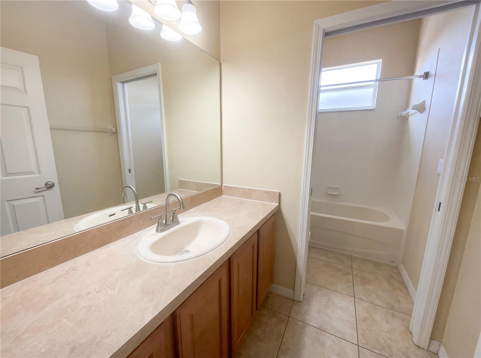 2304 HAMLET CIR, LAKELAND, FL, 33810