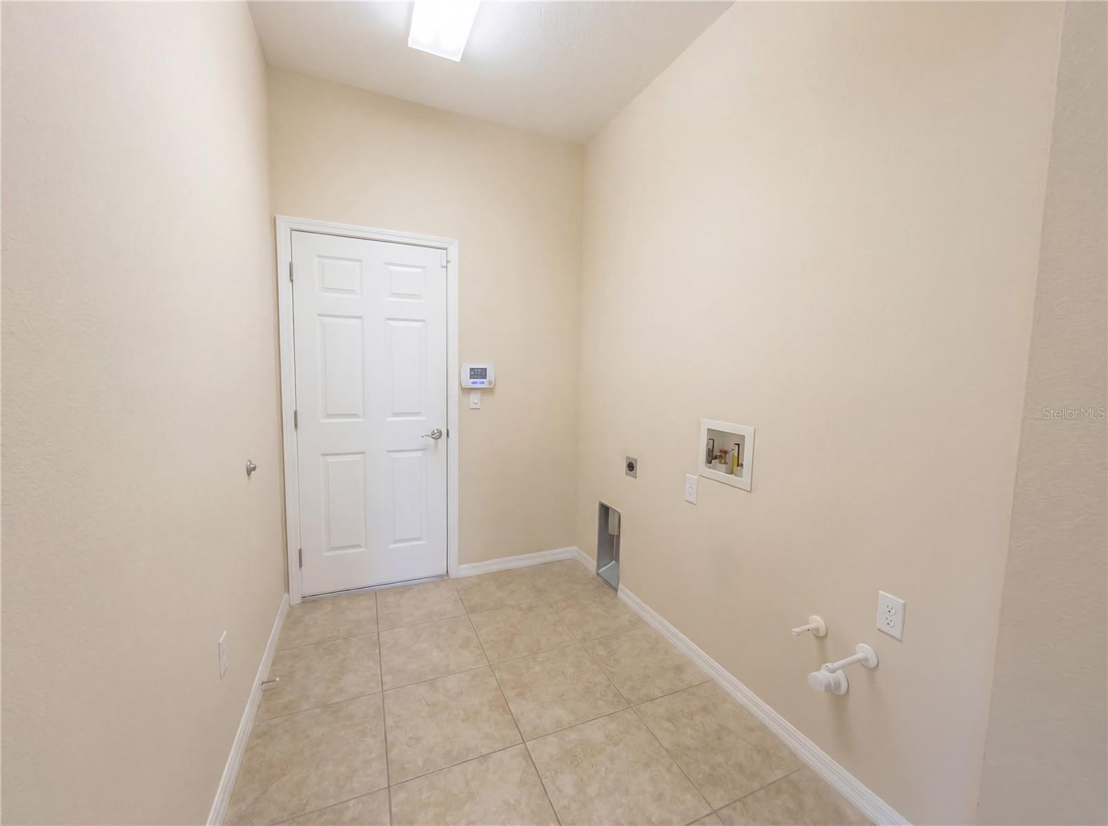 2304 HAMLET CIR, LAKELAND, FL, 33810