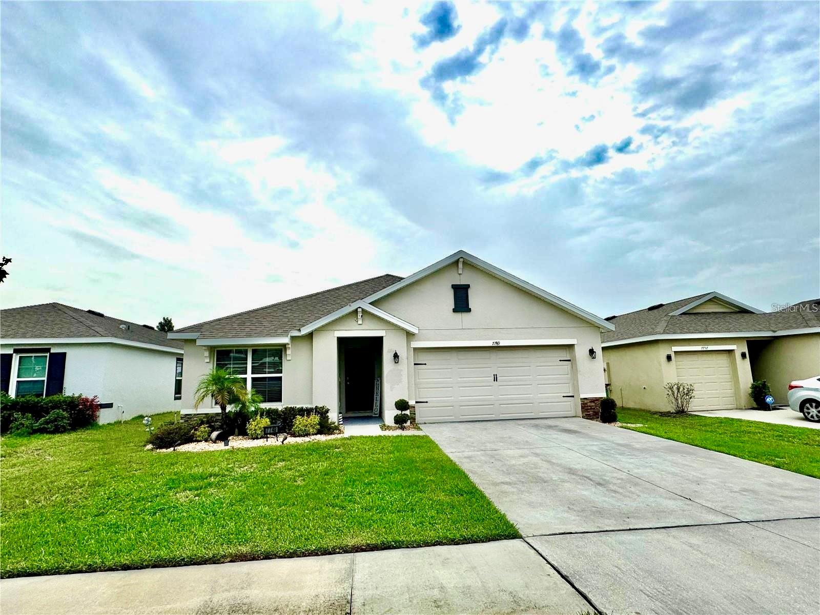 7749 BROAD POINT DR, ZEPHYRHILLS, FL, 33540
