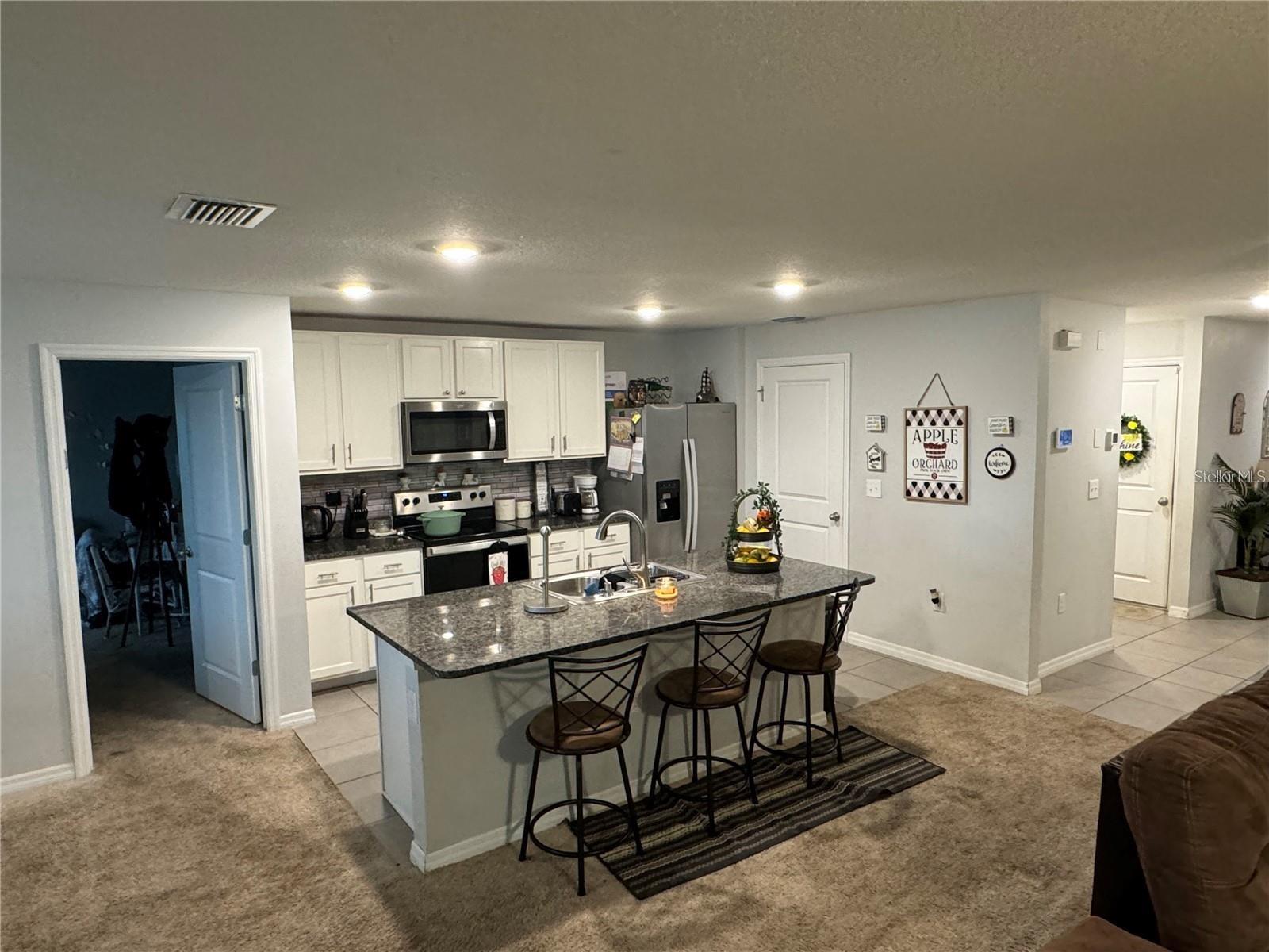 7749 BROAD POINT DR, ZEPHYRHILLS, FL, 33540
