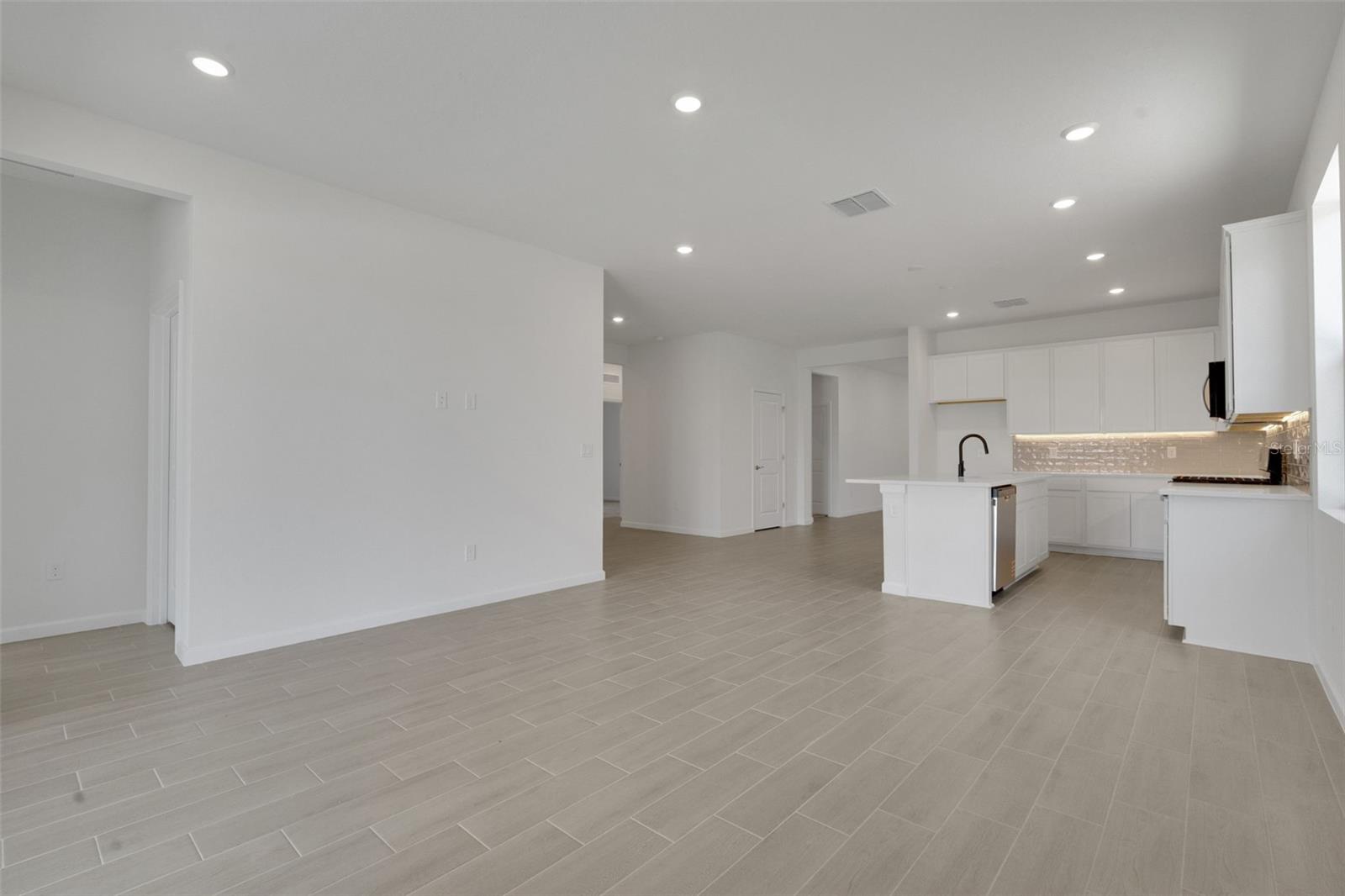 5461 NW CAMBERLY CT, PORT ST LUCIE, FL, 34987