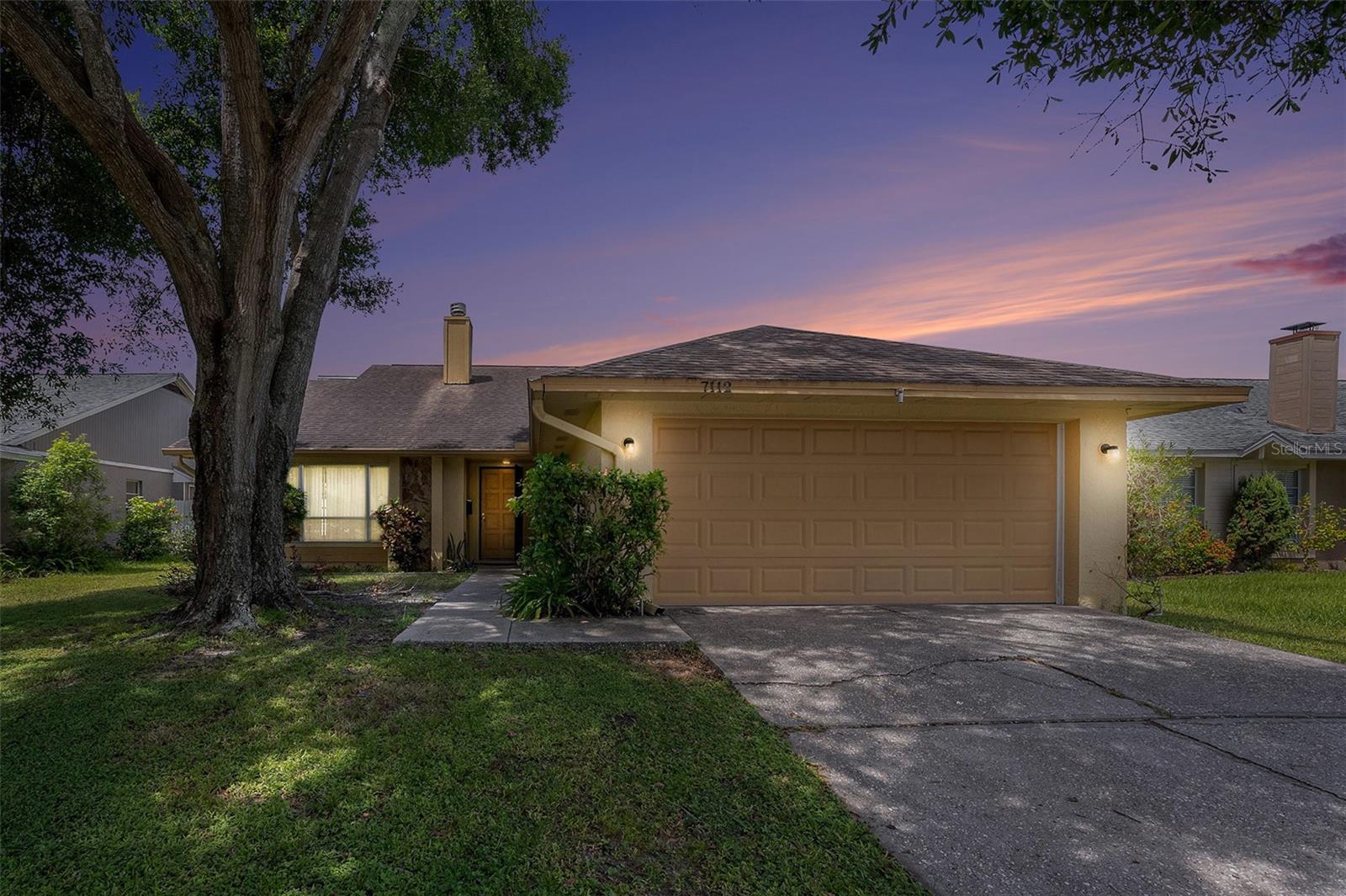 7112 HOLLOWELL DR, TAMPA, FL, 33634