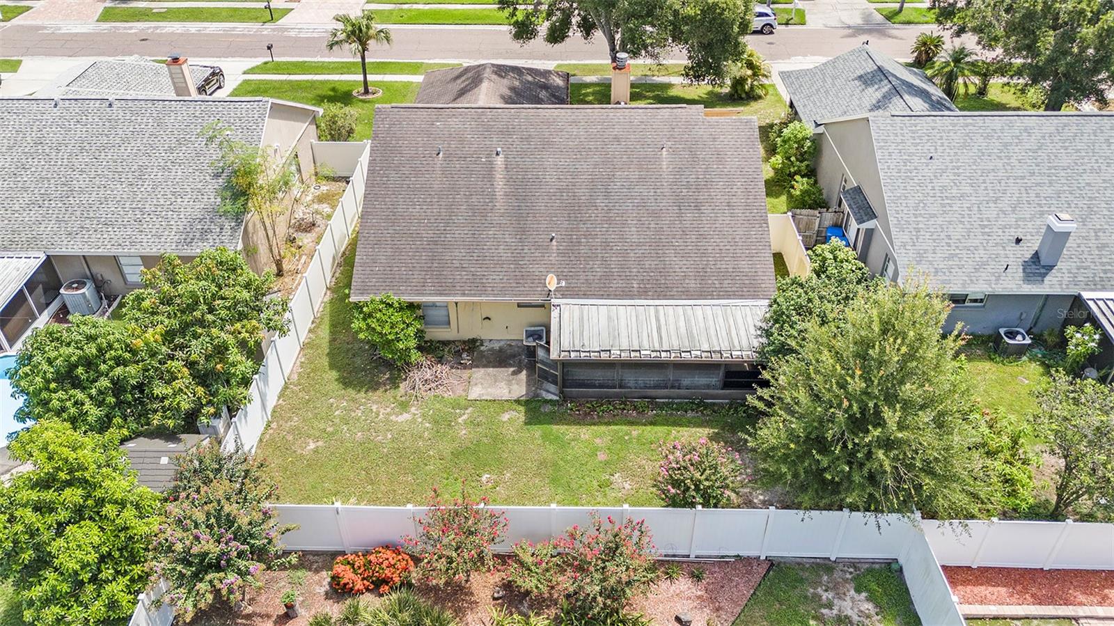 7112 HOLLOWELL DR, TAMPA, FL, 33634