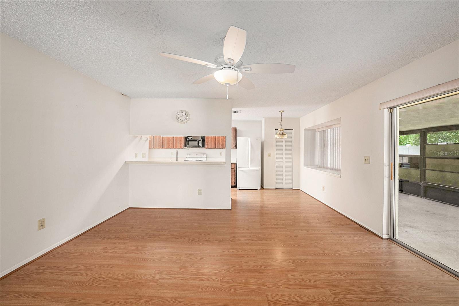 7112 HOLLOWELL DR, TAMPA, FL, 33634