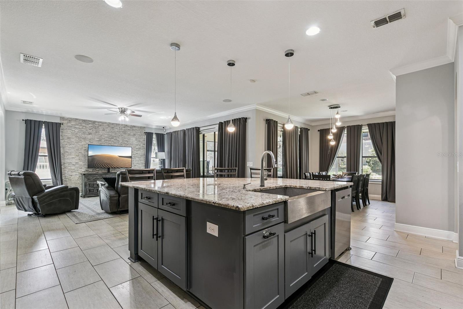 2541 RED BERRY WAY, OCOEE, FL, 34761