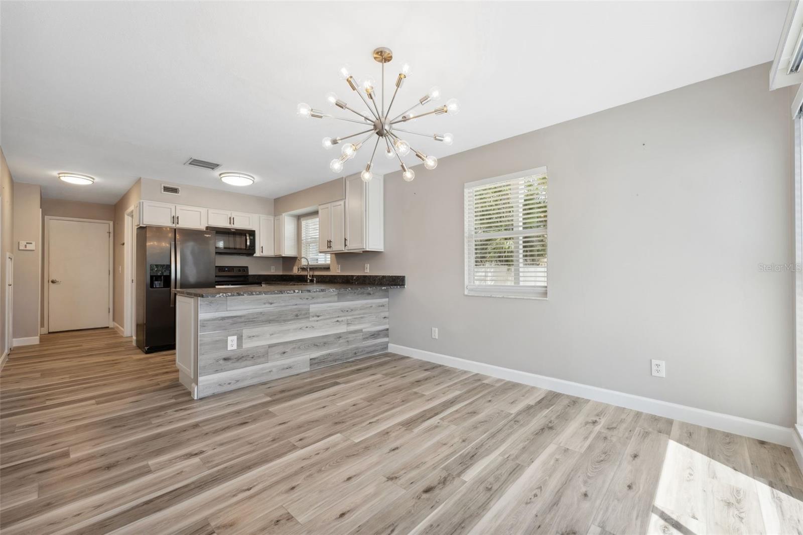 428 KLOSTERMAN RD W, PALM HARBOR, FL, 34683