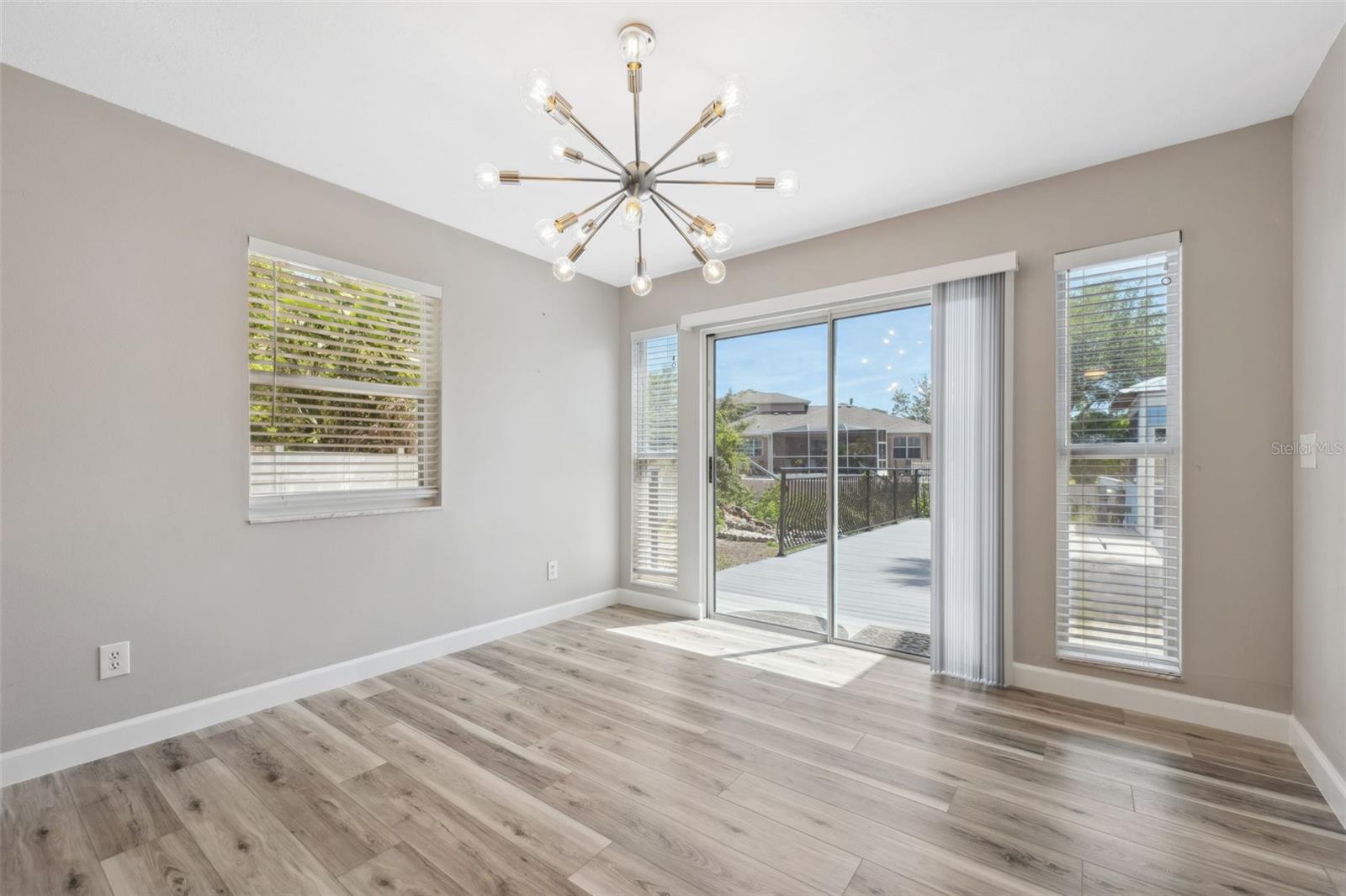428 KLOSTERMAN RD W, PALM HARBOR, FL, 34683