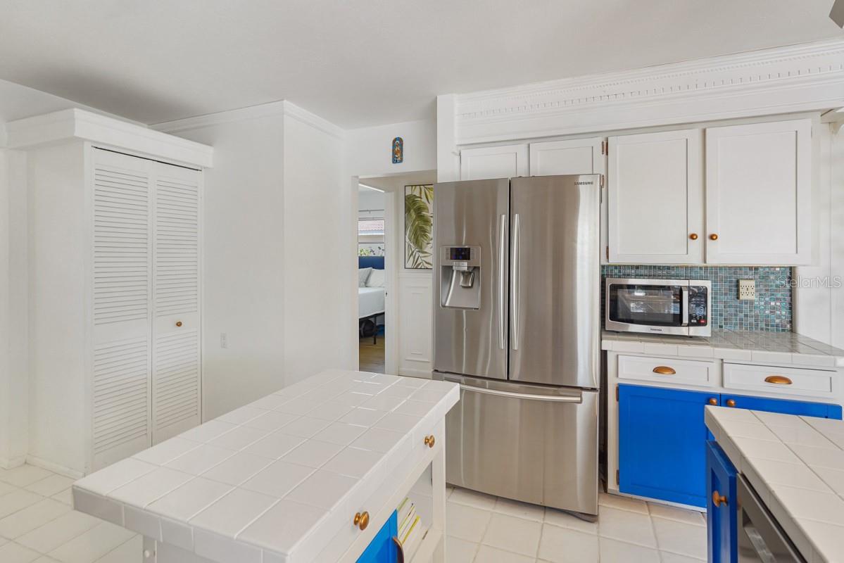 216 MATISSE CIR N, NOKOMIS, FL, 34275