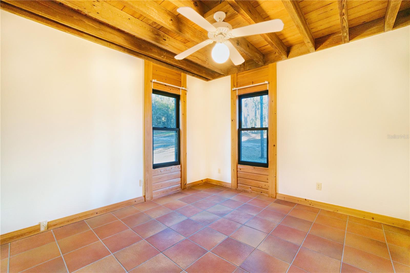123 MASON LAKE TRL, HAWTHORNE, FL, 32640