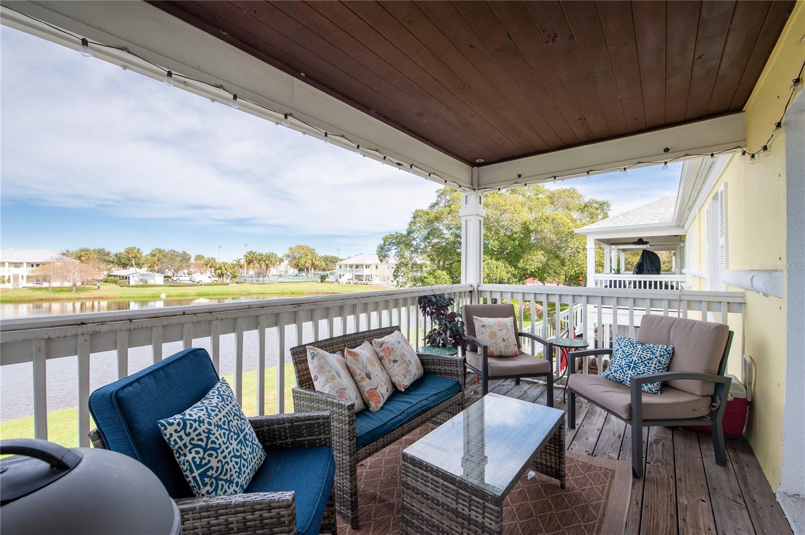 237 SEAHORSE DR SE #H, ST PETERSBURG, FL, 33705