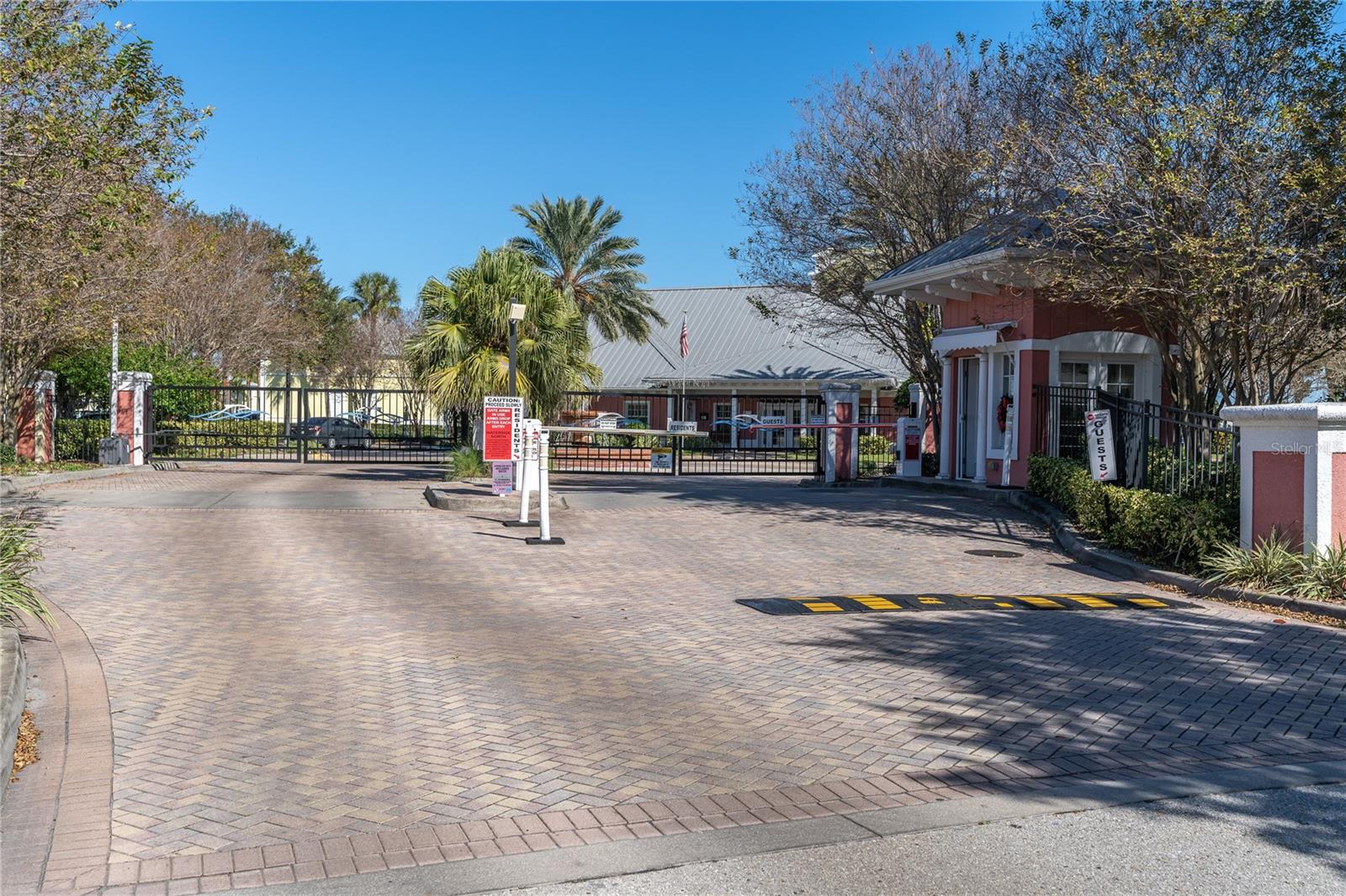 237 SEAHORSE DR SE #H, ST PETERSBURG, FL, 33705