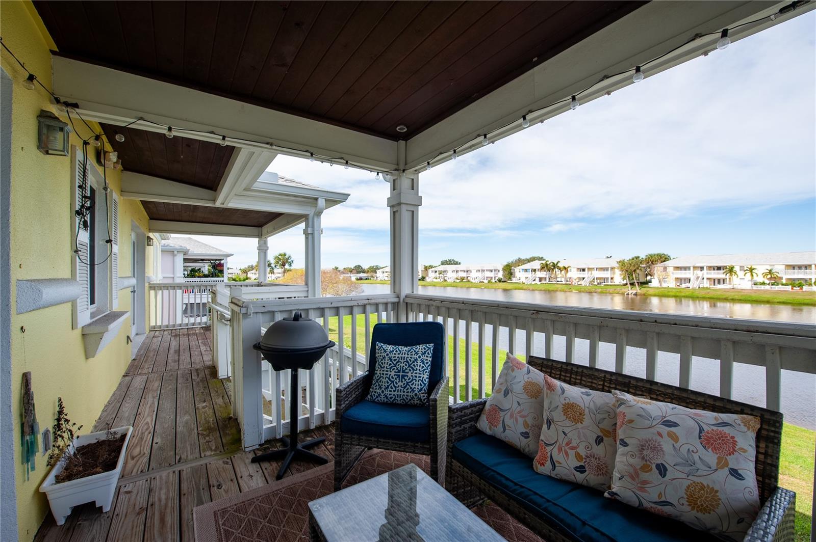 237 SEAHORSE DR SE #H, ST PETERSBURG, FL, 33705