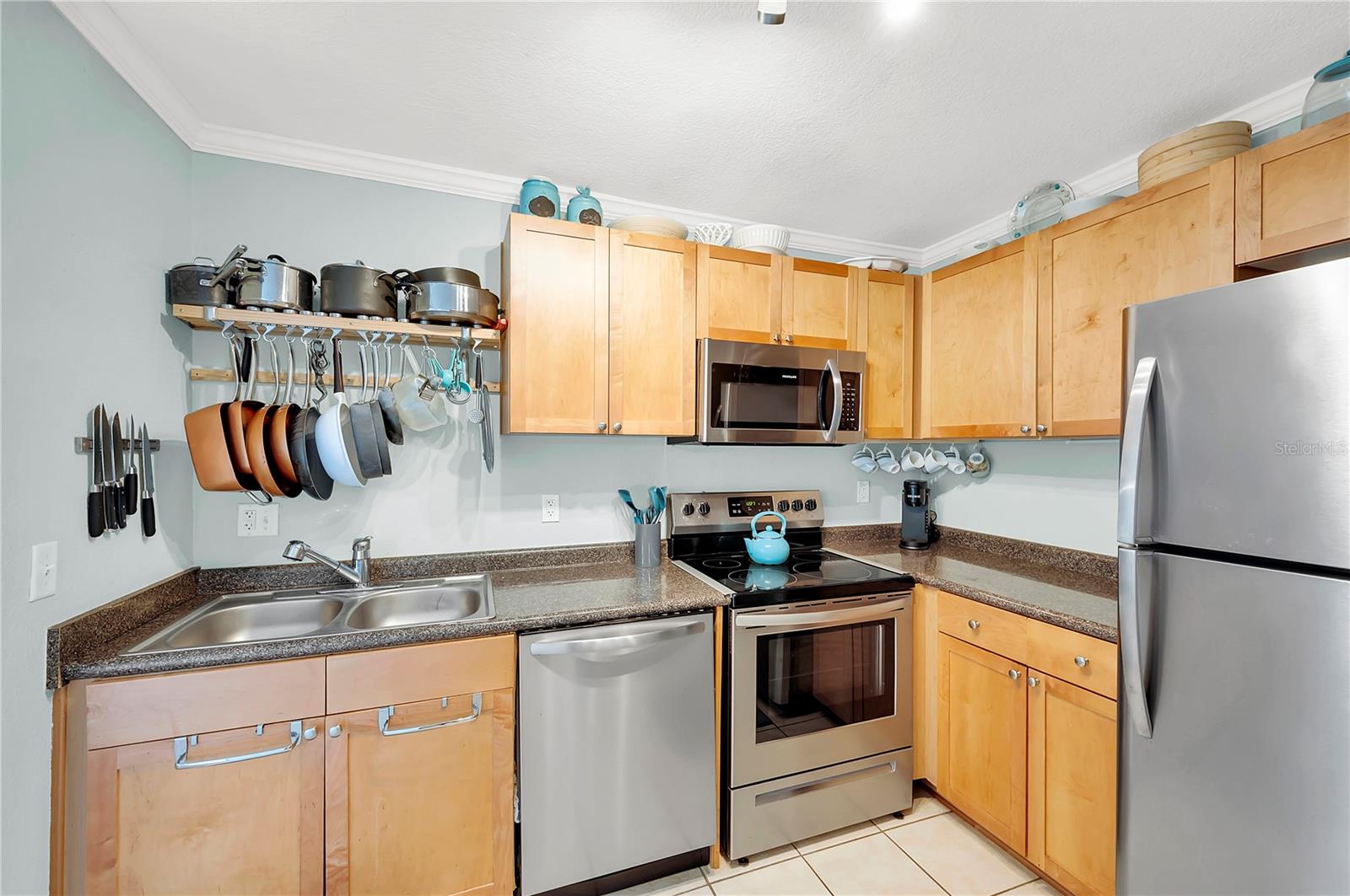 237 SEAHORSE DR SE #H, ST PETERSBURG, FL, 33705