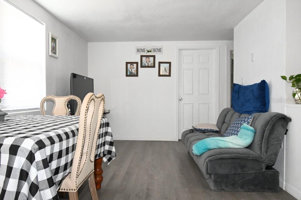 11907 FRONTAGE RD, DADE CITY, FL, 33525