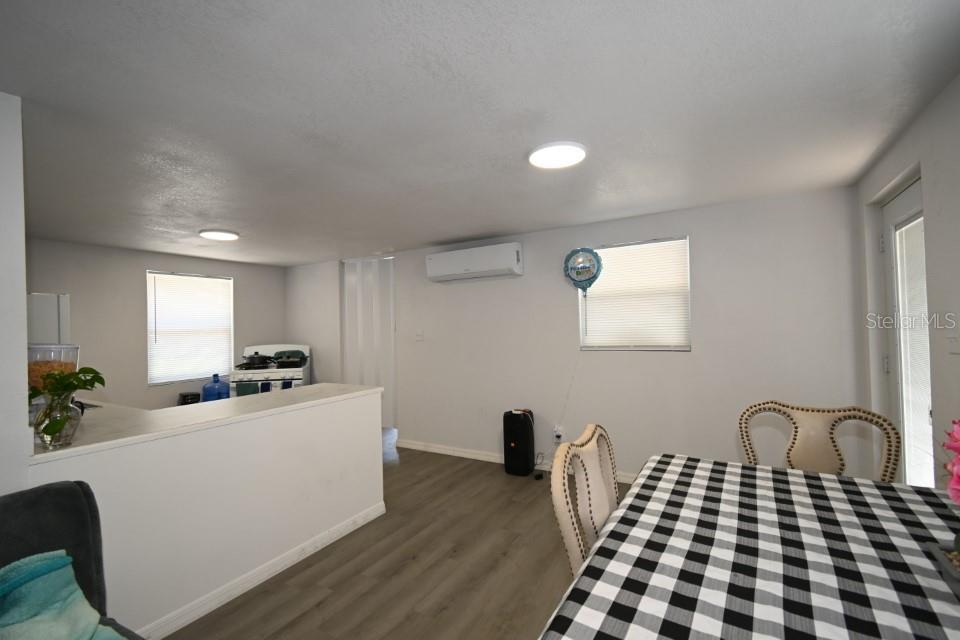 11907 FRONTAGE RD, DADE CITY, FL, 33525