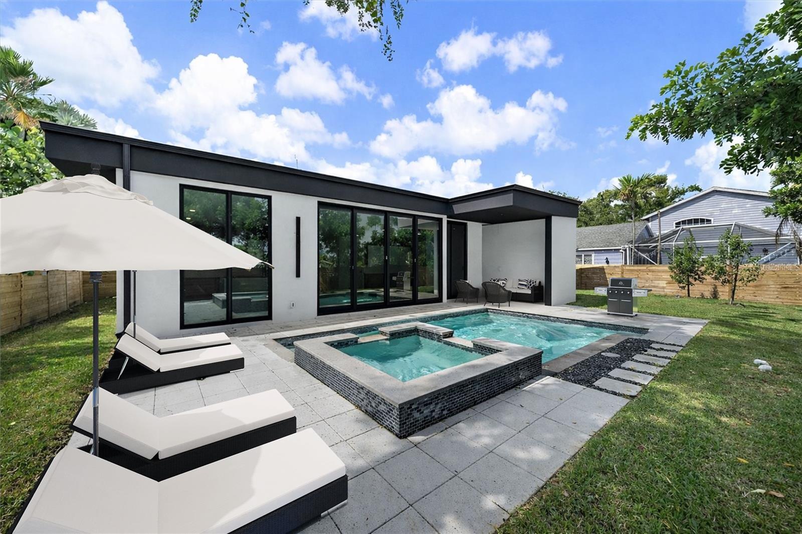 2441 WEBBER ST, SARASOTA, FL, 34239