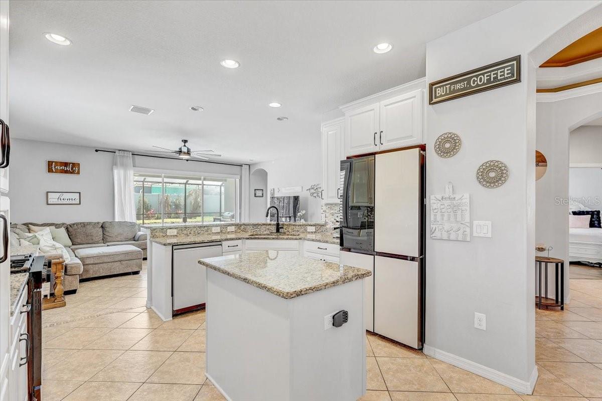 11118 FOSTER CARRIAGE RD, LITHIA, FL, 33547