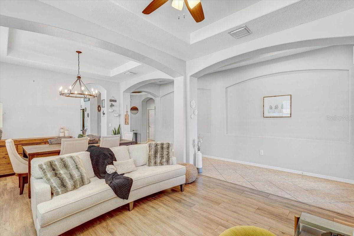 11118 FOSTER CARRIAGE RD, LITHIA, FL, 33547