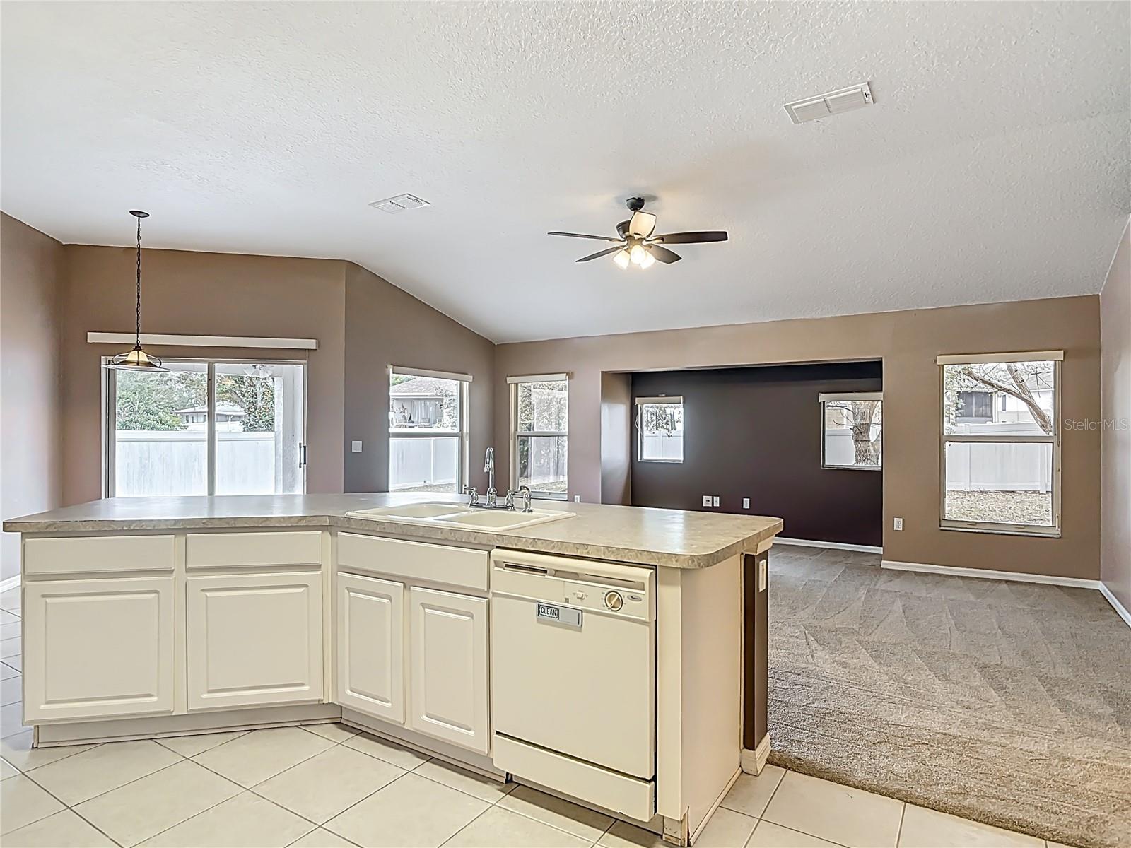 1296 SAXON BLVD, DELTONA, FL, 32725