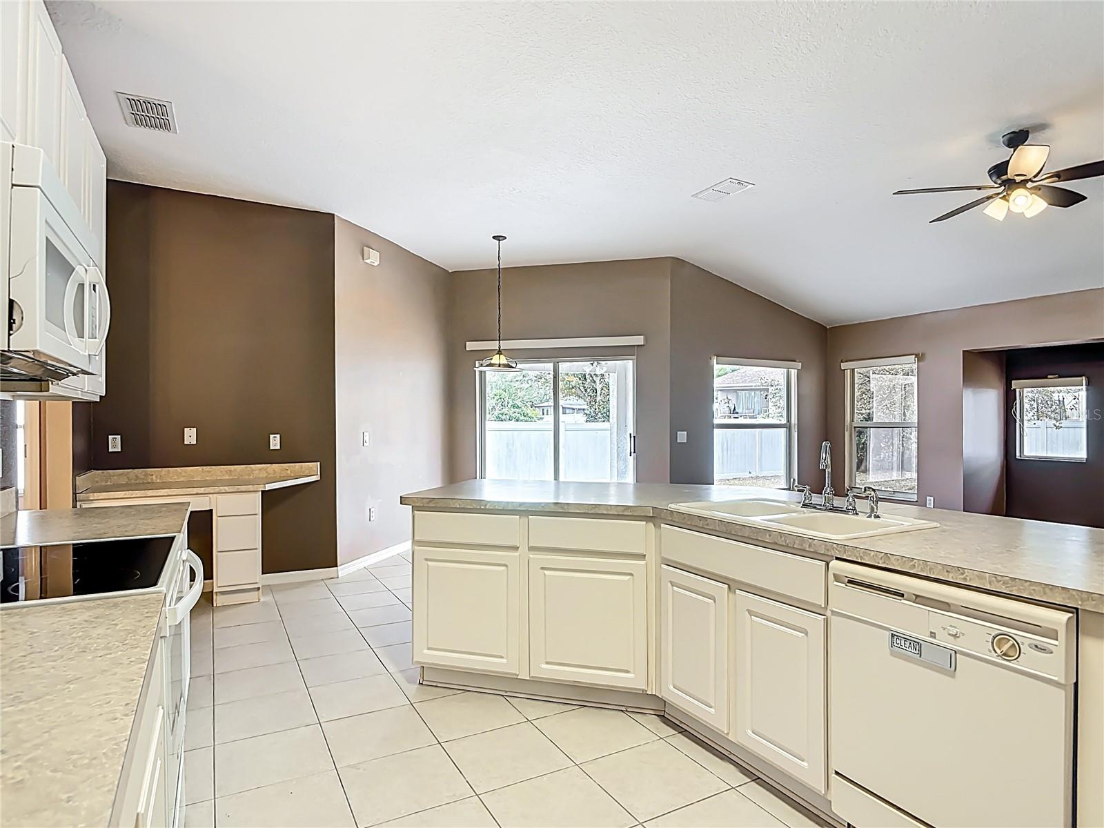 1296 SAXON BLVD, DELTONA, FL, 32725