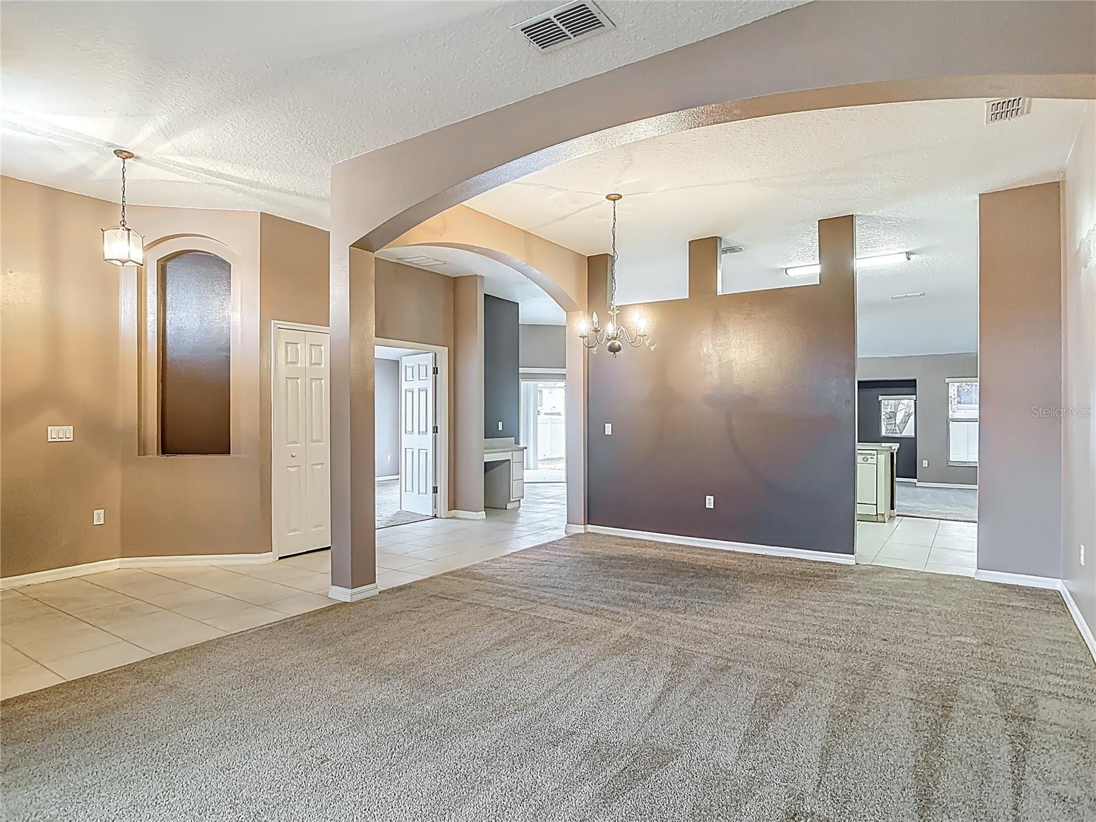1296 SAXON BLVD, DELTONA, FL, 32725