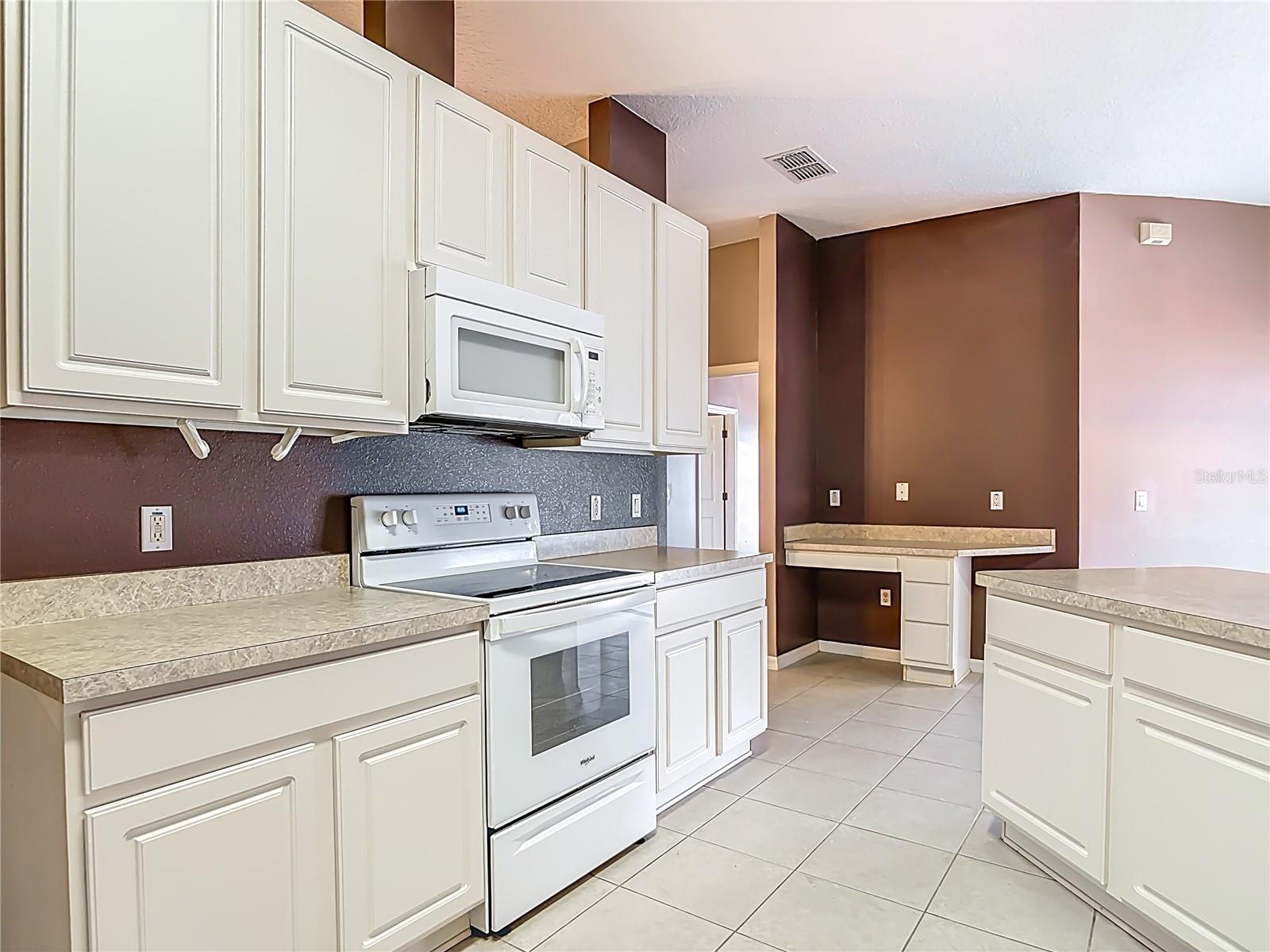 1296 SAXON BLVD, DELTONA, FL, 32725