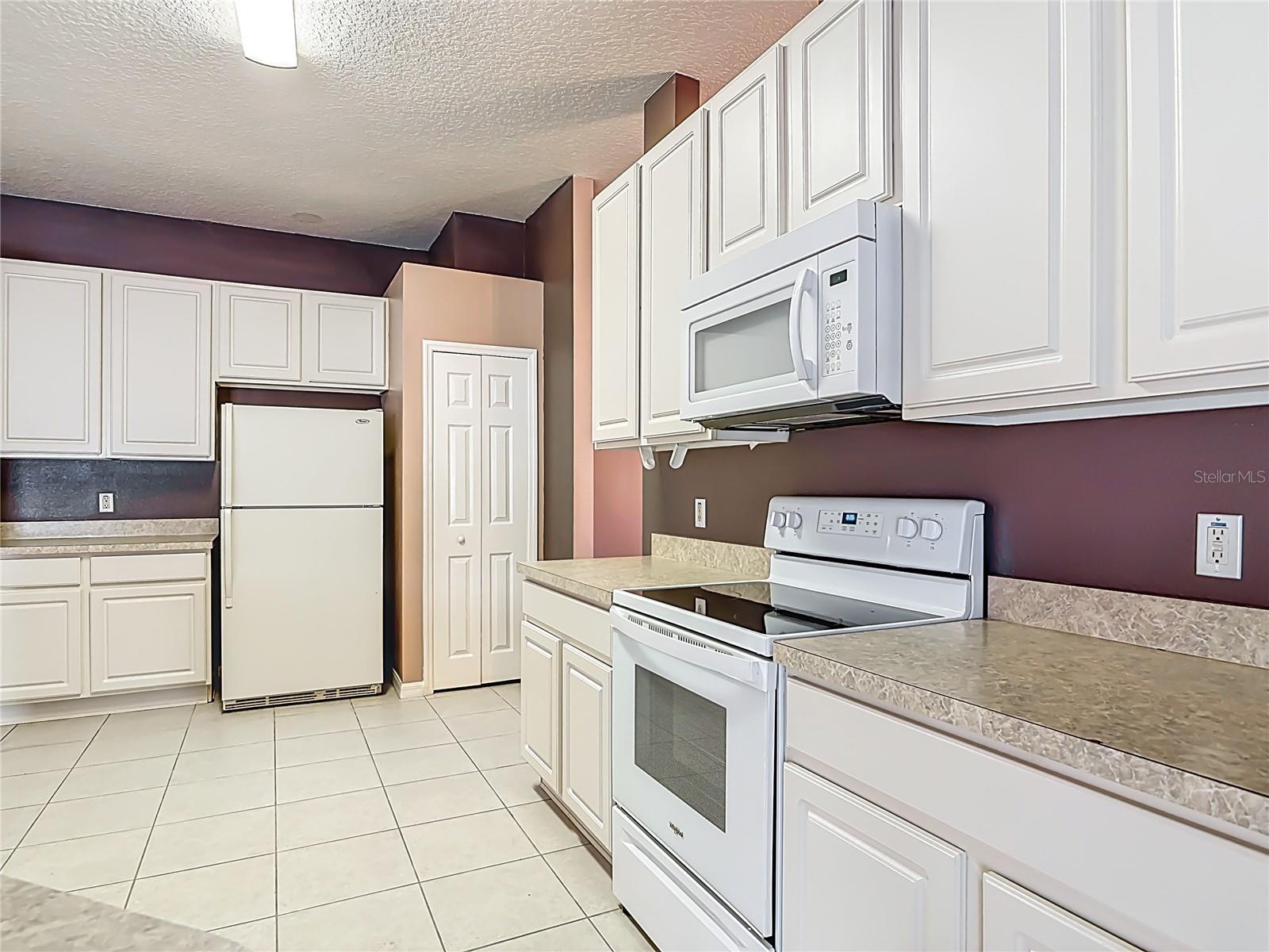 1296 SAXON BLVD, DELTONA, FL, 32725