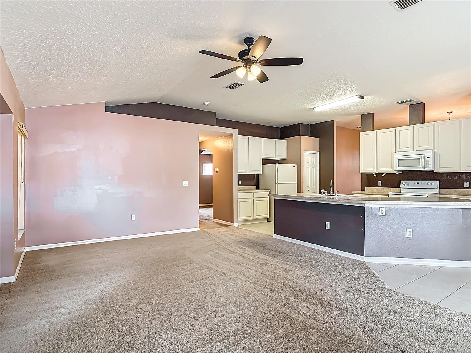 1296 SAXON BLVD, DELTONA, FL, 32725