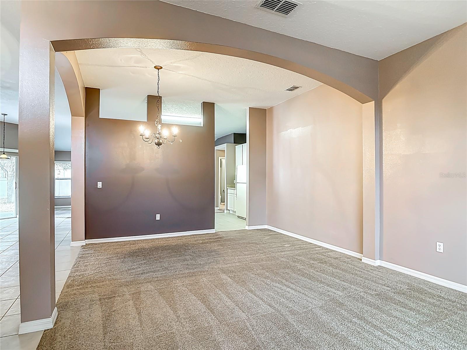 1296 SAXON BLVD, DELTONA, FL, 32725