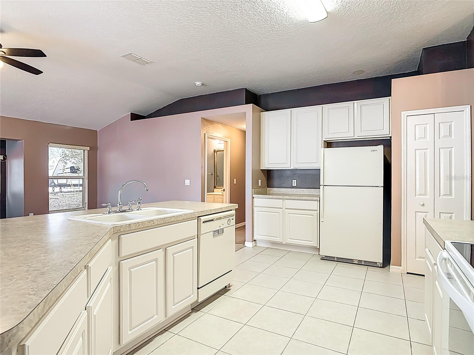 1296 SAXON BLVD, DELTONA, FL, 32725
