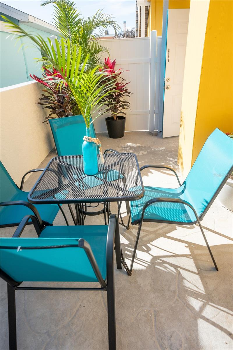 130 177TH TER W, REDINGTON SHORES, FL, 33708