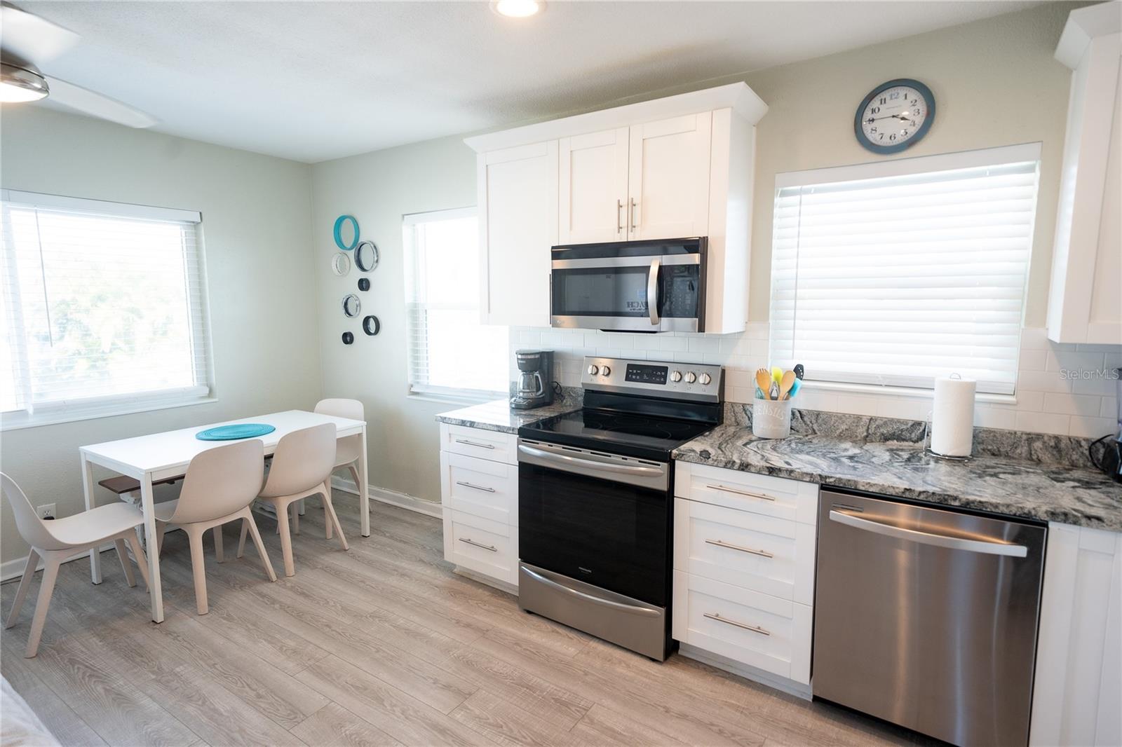 130 177TH TER W, REDINGTON SHORES, FL, 33708