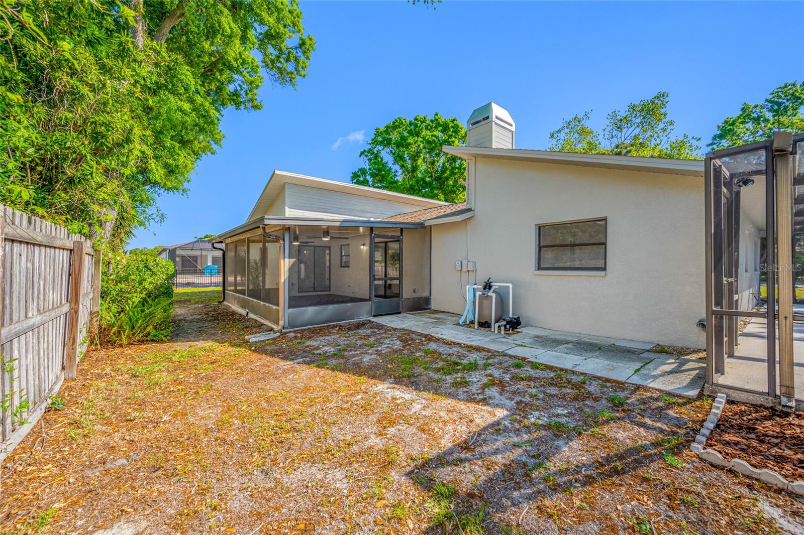 9880 W BAY ST, SEMINOLE, FL, 33776