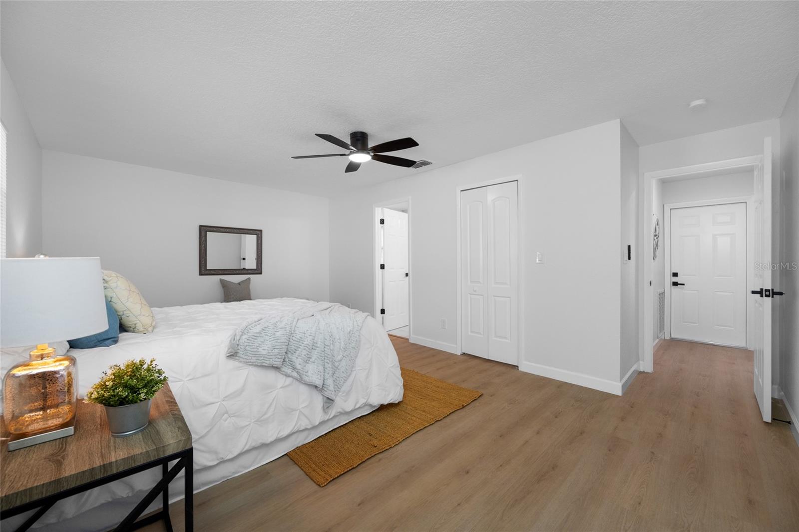 9880 W BAY ST, SEMINOLE, FL, 33776