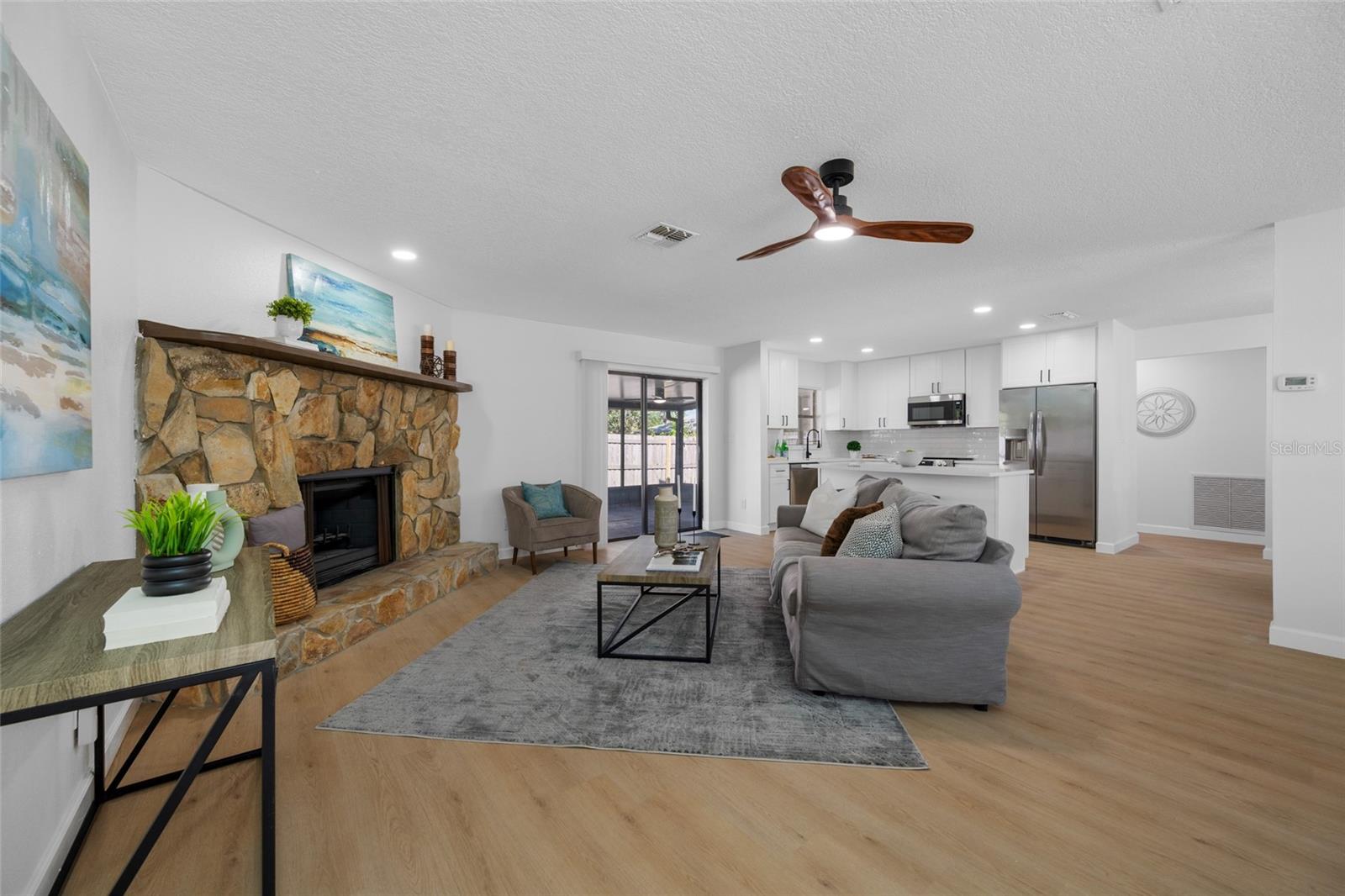 9880 W BAY ST, SEMINOLE, FL, 33776