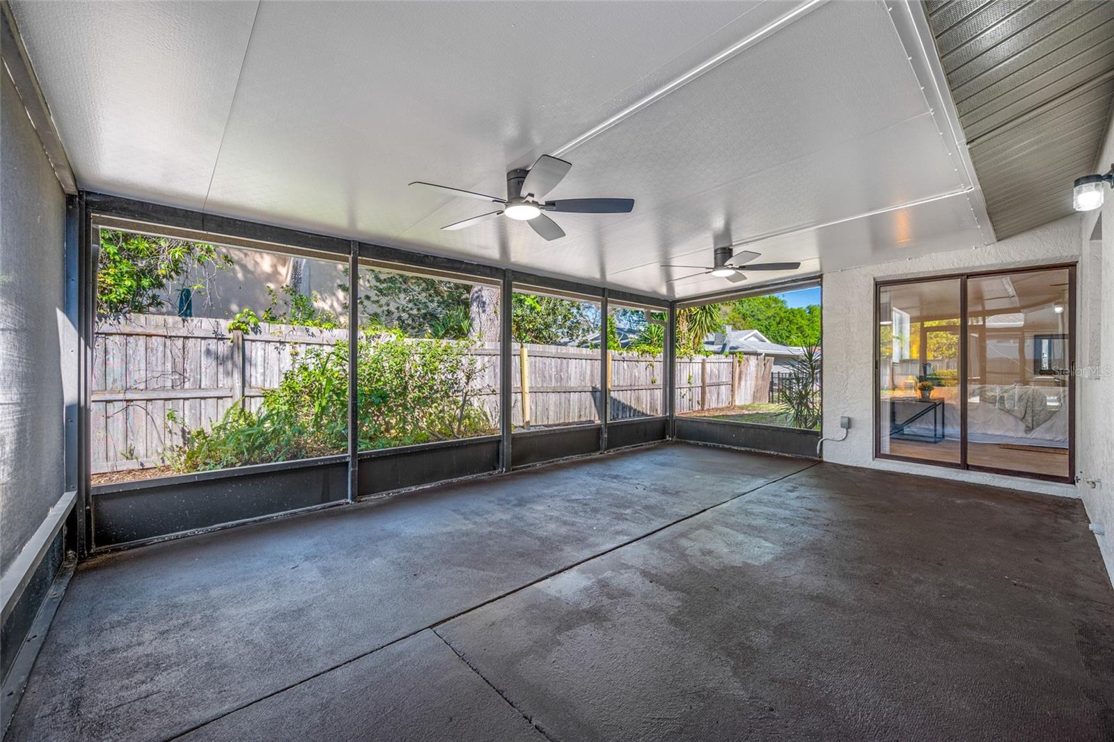 9880 W BAY ST, SEMINOLE, FL, 33776