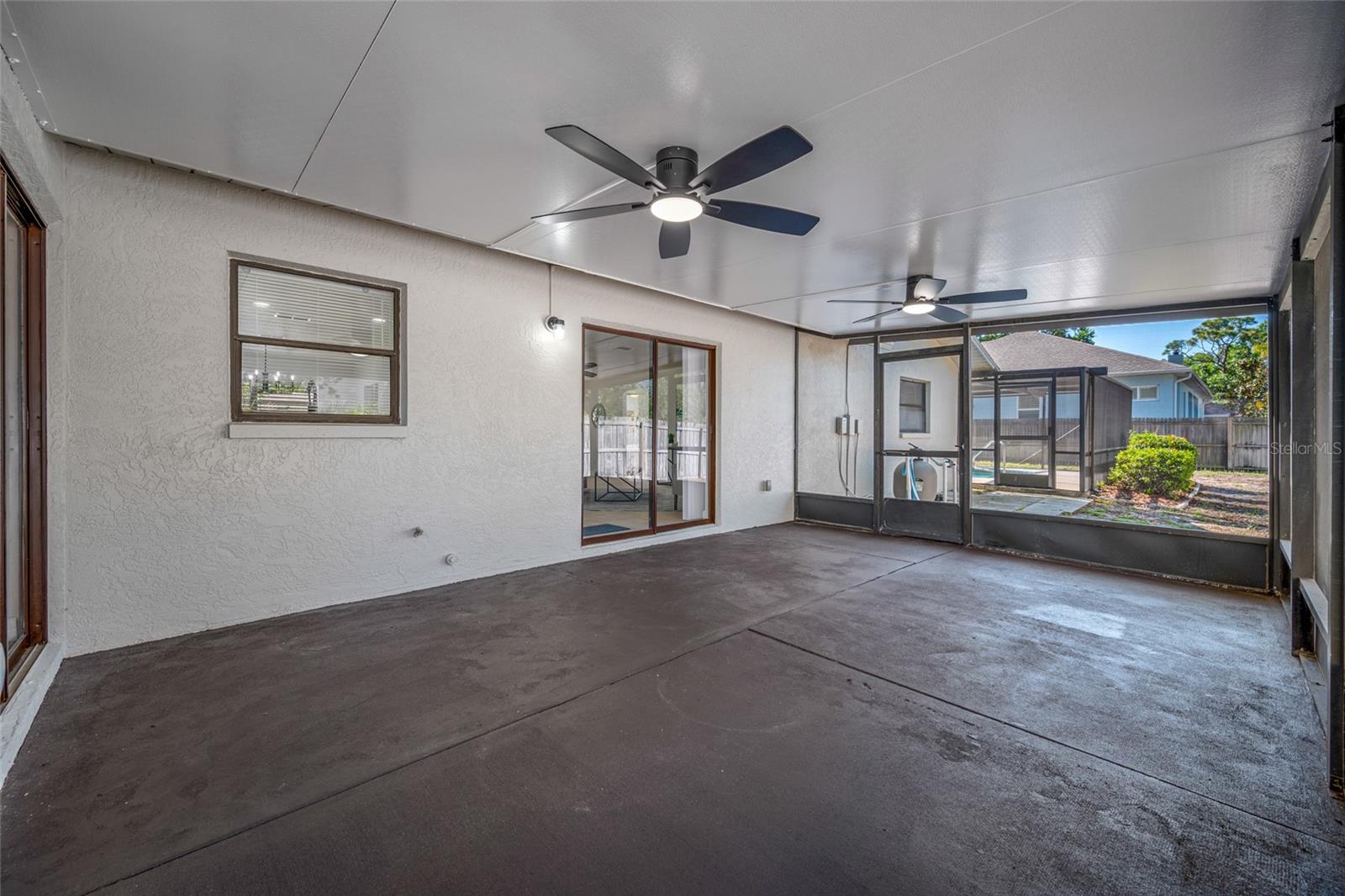 9880 W BAY ST, SEMINOLE, FL, 33776