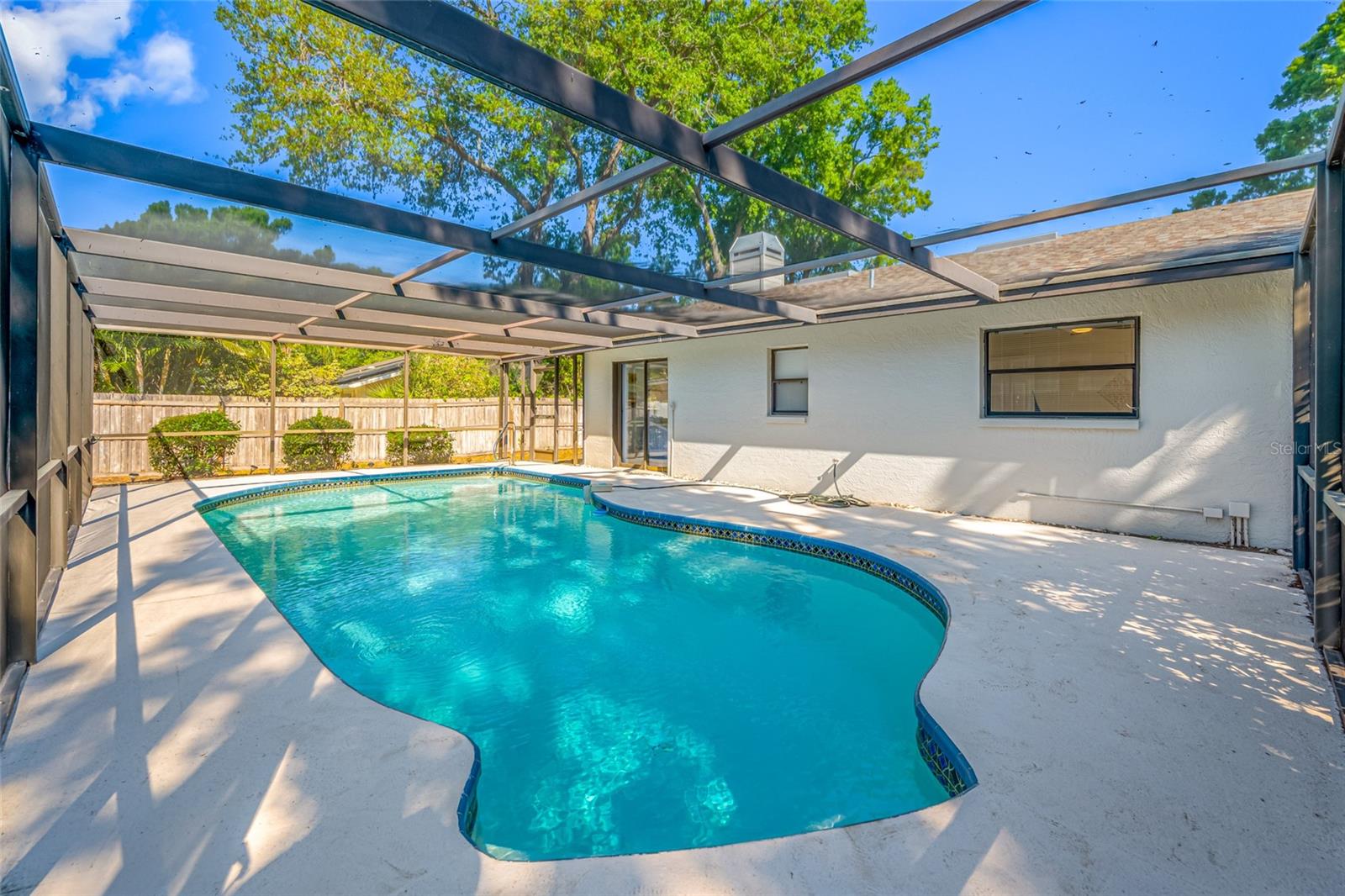 9880 W BAY ST, SEMINOLE, FL, 33776