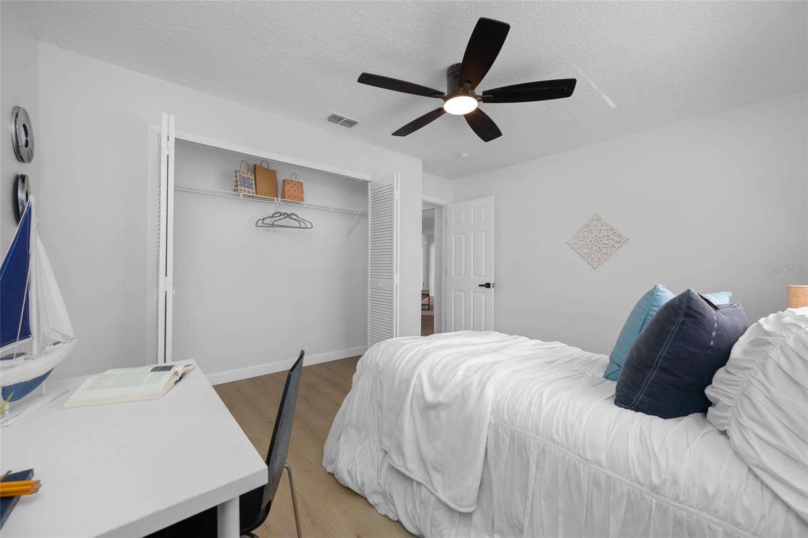 9880 W BAY ST, SEMINOLE, FL, 33776