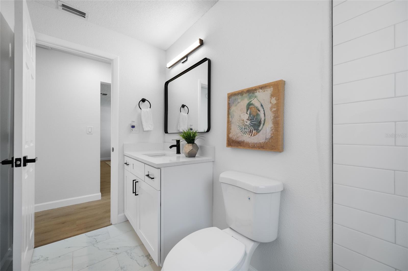 9880 W BAY ST, SEMINOLE, FL, 33776