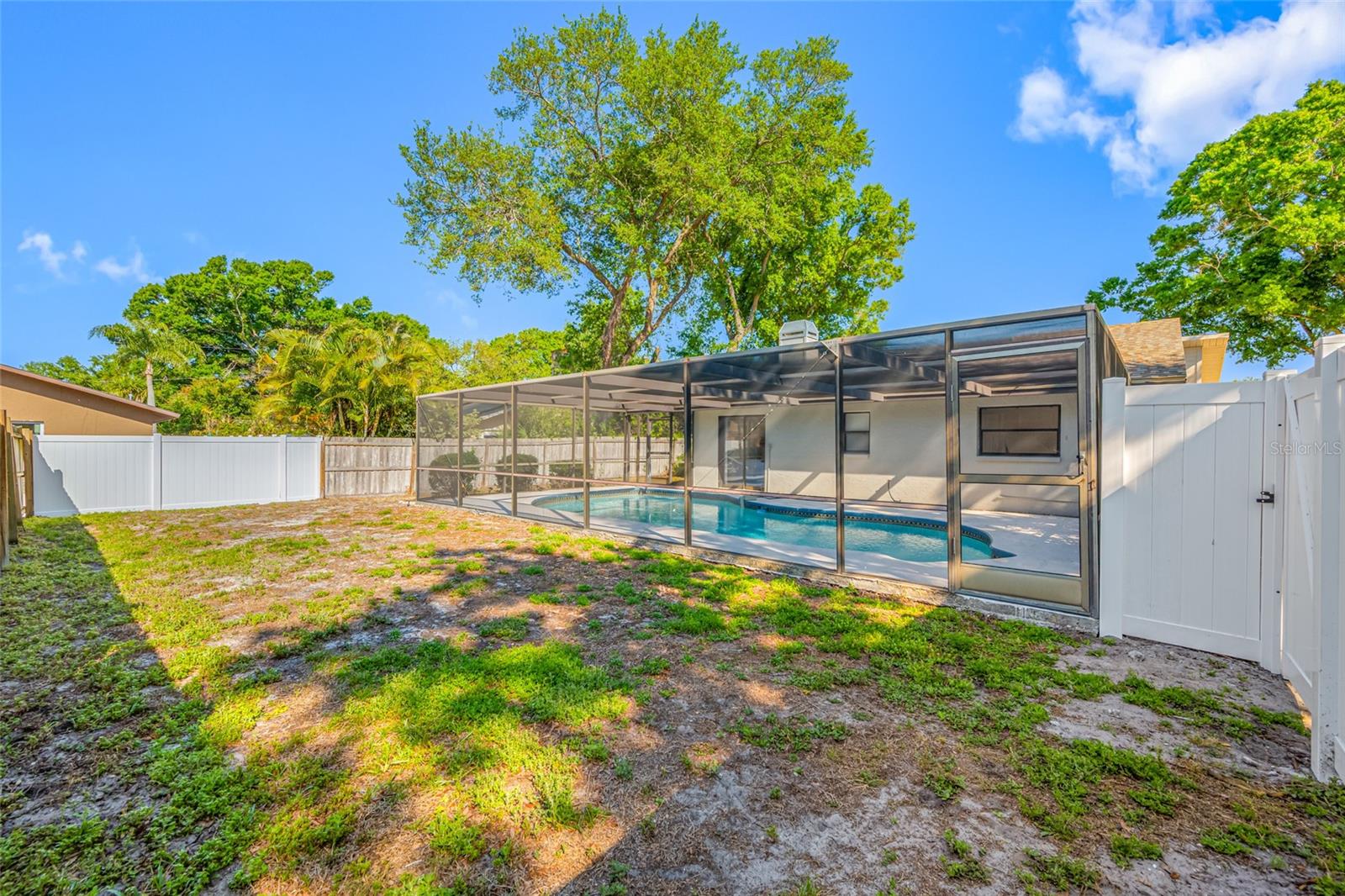 9880 W BAY ST, SEMINOLE, FL, 33776