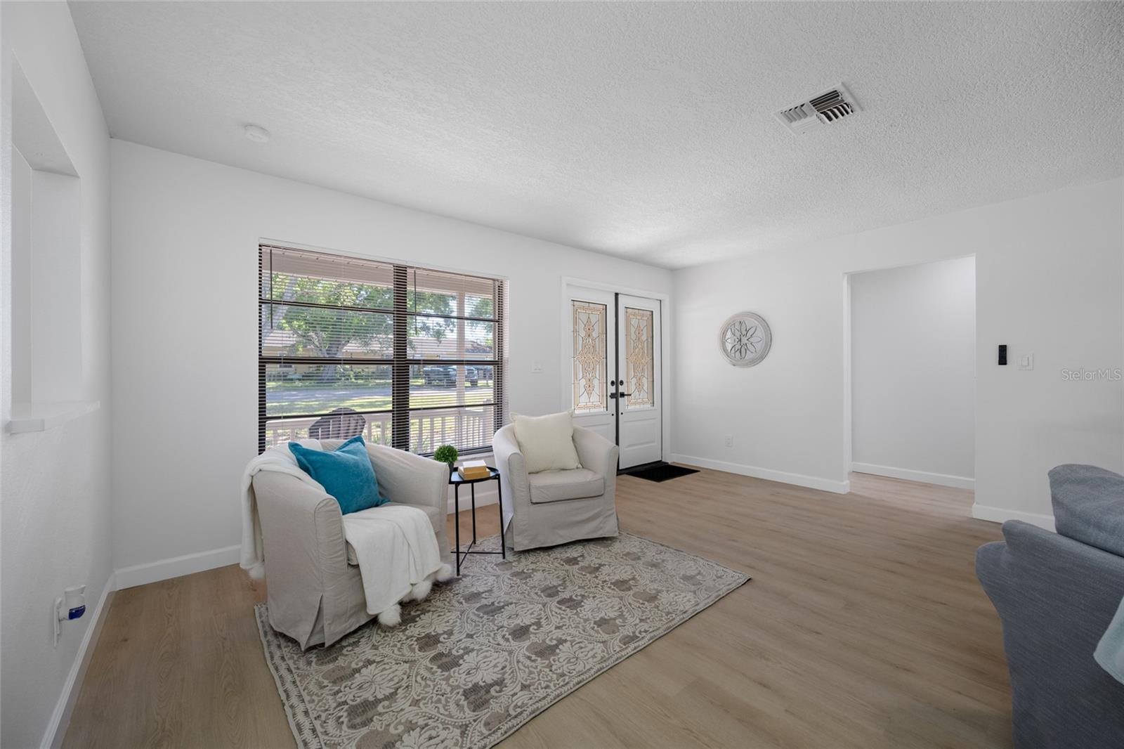 9880 W BAY ST, SEMINOLE, FL, 33776