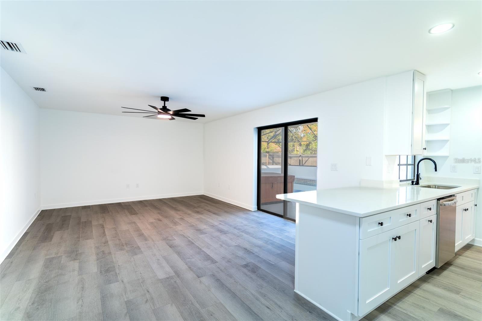 341 STERLING DR, WINTER HAVEN, FL, 33884