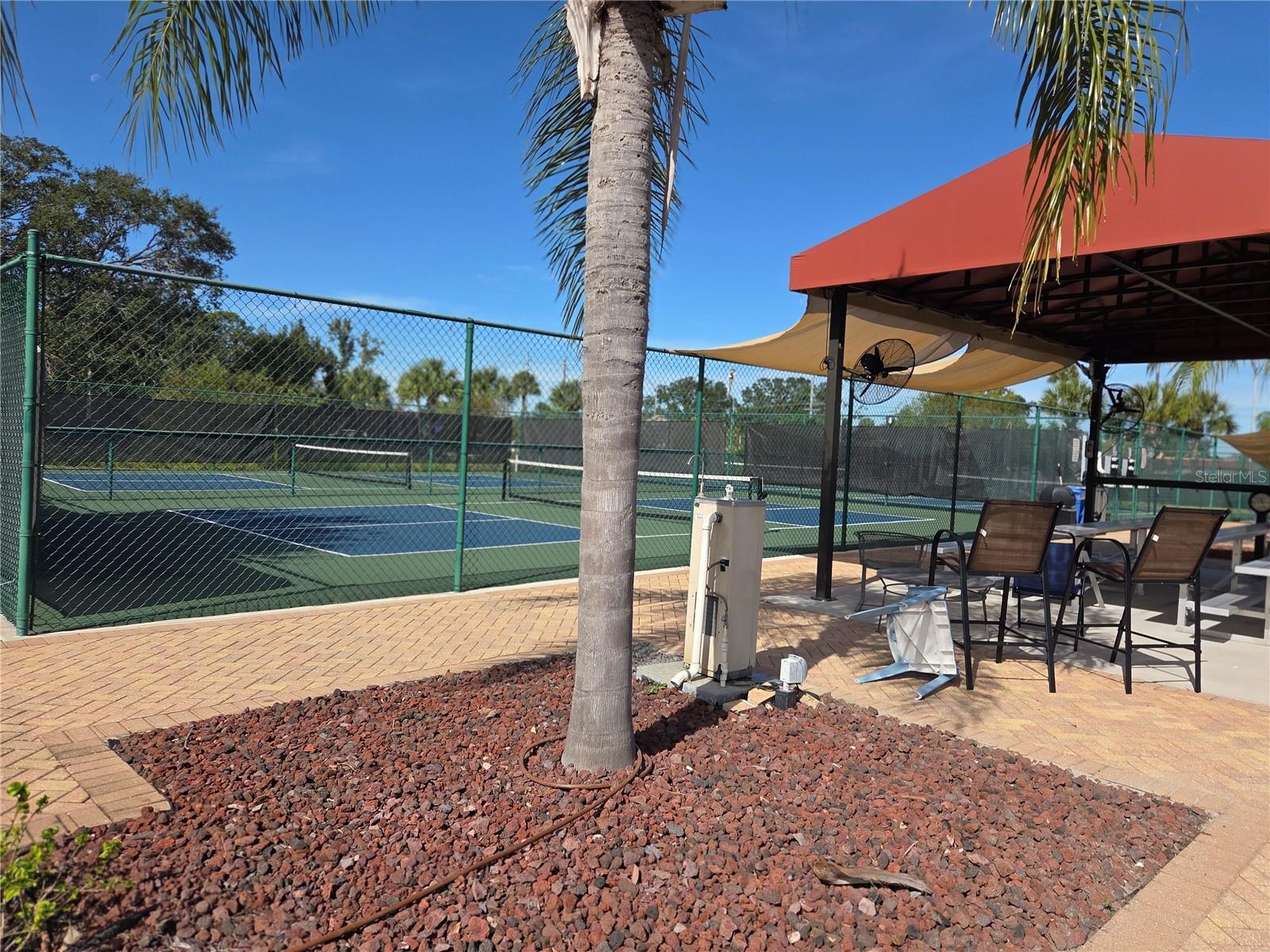 1102 HALTON CT #1102, SUN CITY CENTER, FL, 33573