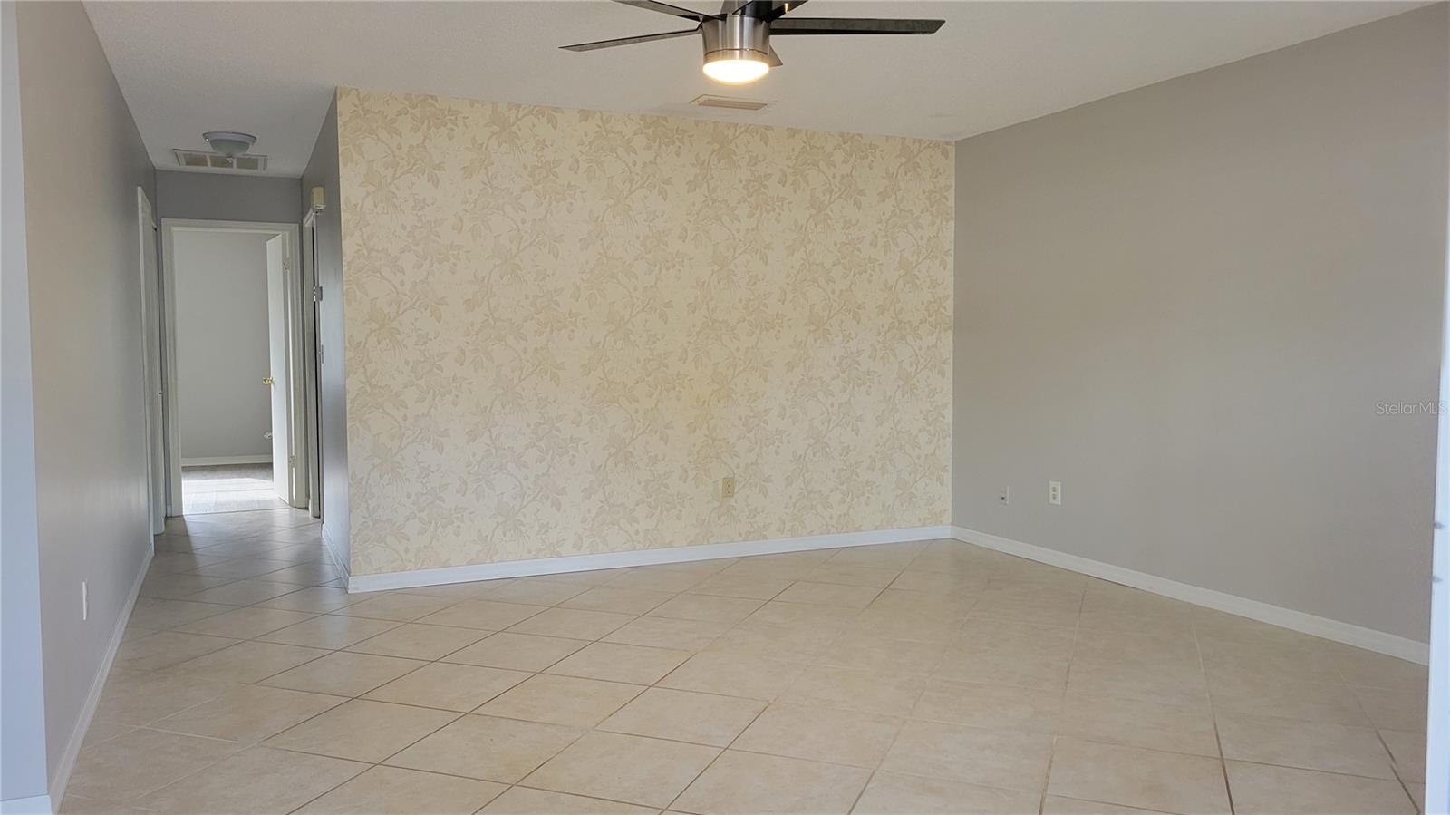 1102 HALTON CT #1102, SUN CITY CENTER, FL, 33573