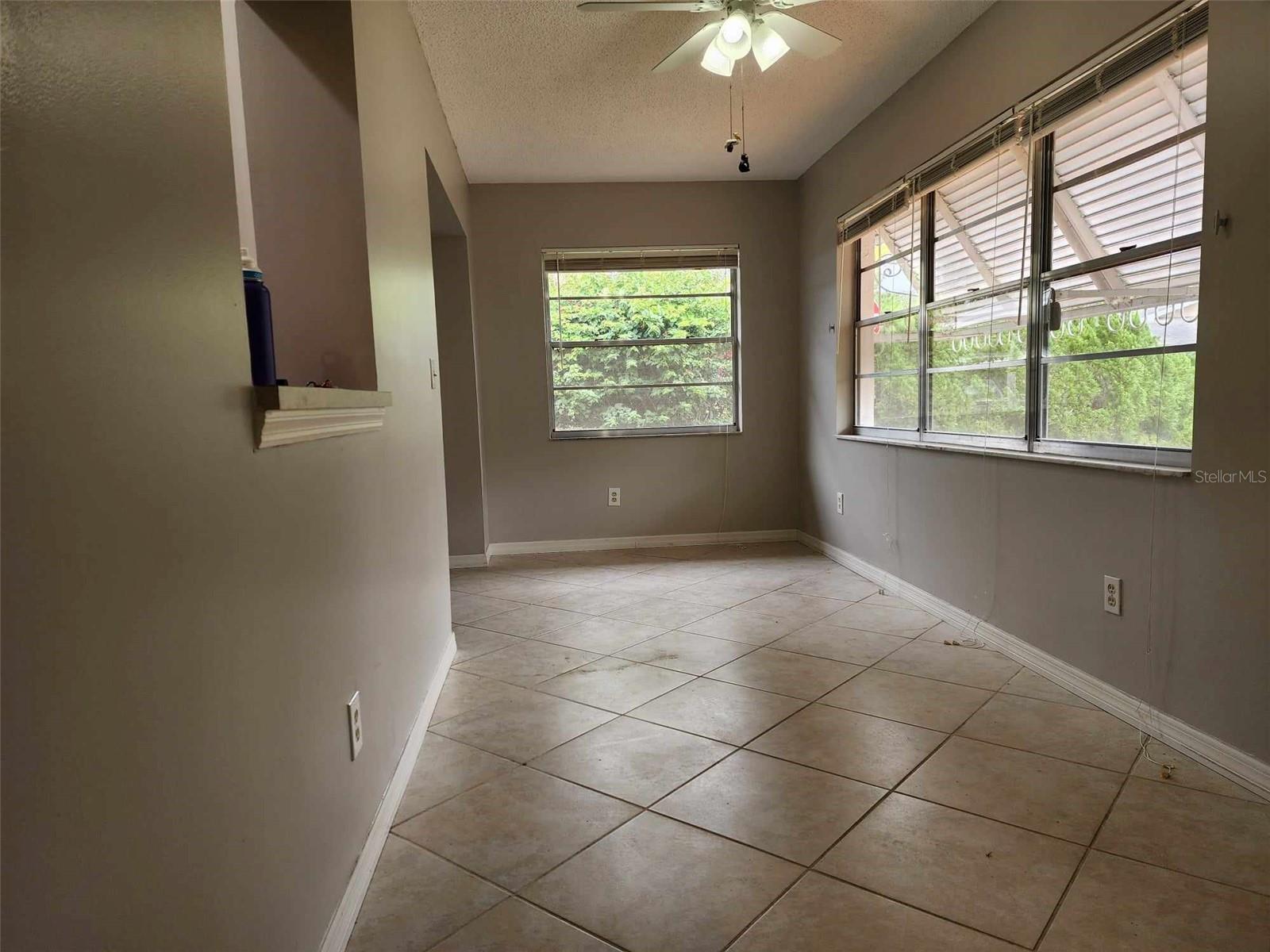 1102 HALTON CT #1102, SUN CITY CENTER, FL, 33573