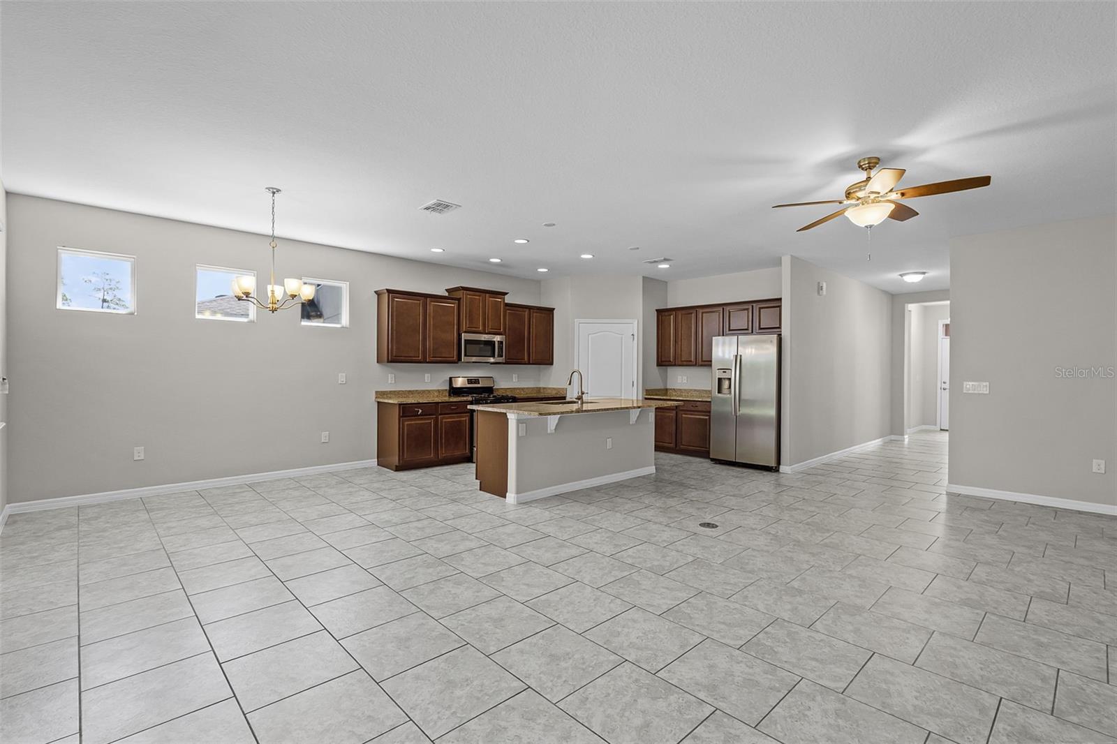 405 E FREESIA CT, DELAND, FL, 32724