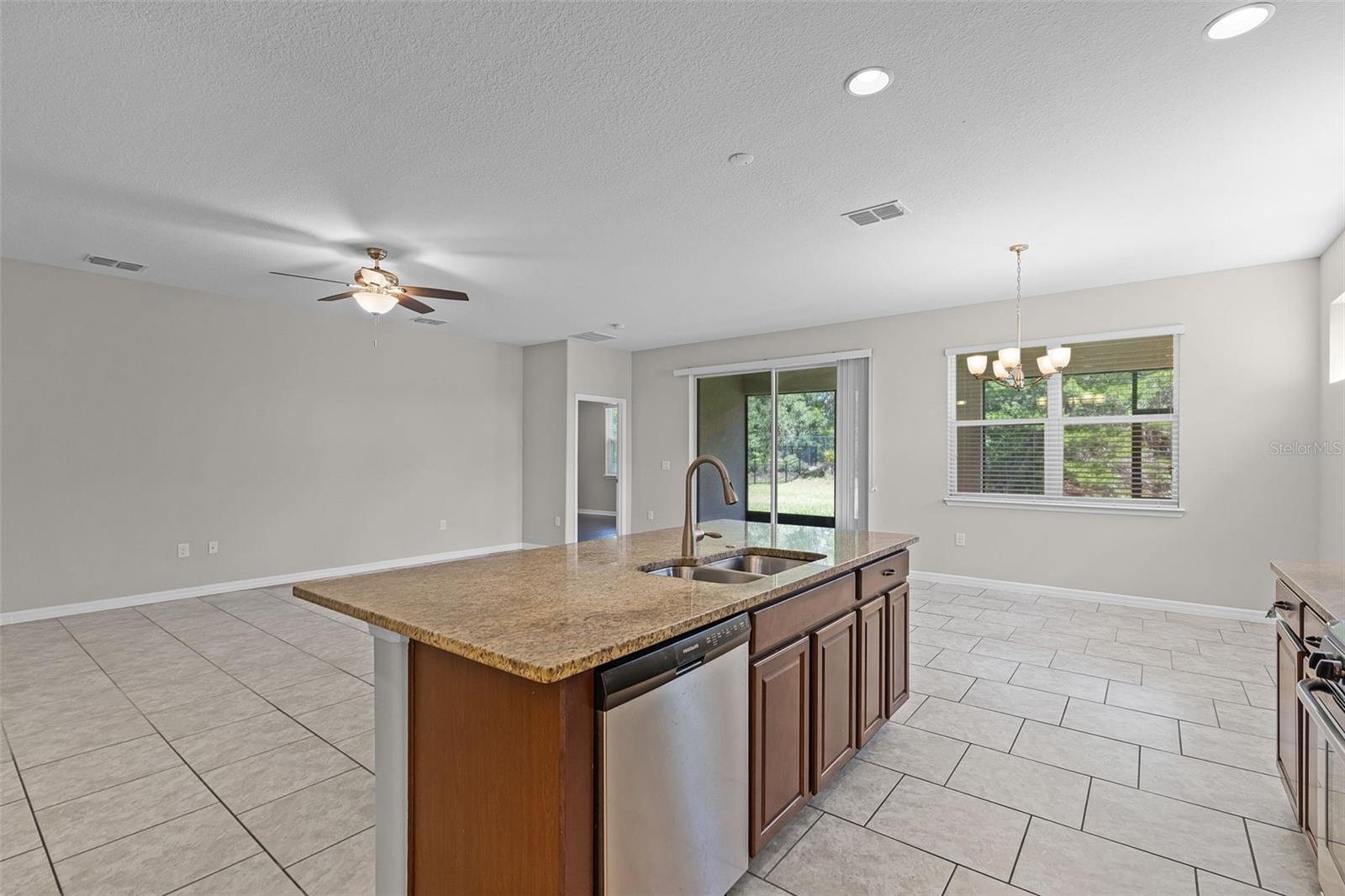 405 E FREESIA CT, DELAND, FL, 32724