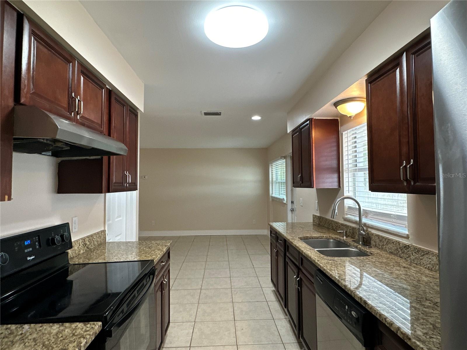 5508 TURKEY LAKE RD, ORLANDO, FL, 32819